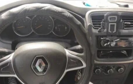 Renault Logan II, 2019 год, 777 000 рублей, 2 фотография