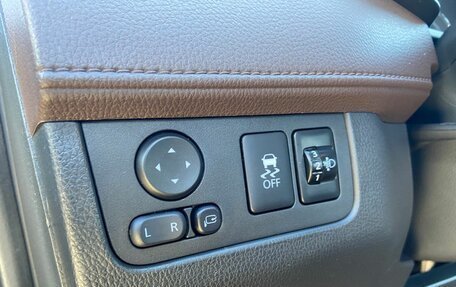 Mitsubishi Xpander, 2022 год, 2 300 000 рублей, 19 фотография