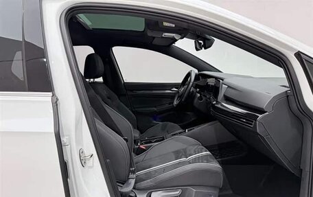 Volkswagen Golf VIII, 2022 год, 1 765 505 рублей, 16 фотография