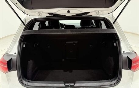 Volkswagen Golf VIII, 2022 год, 1 765 505 рублей, 18 фотография