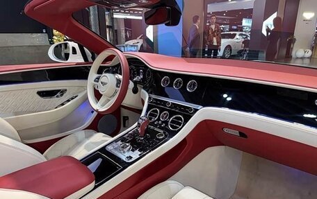 Bentley Continental GT III, 2024 год, 38 897 000 рублей, 8 фотография