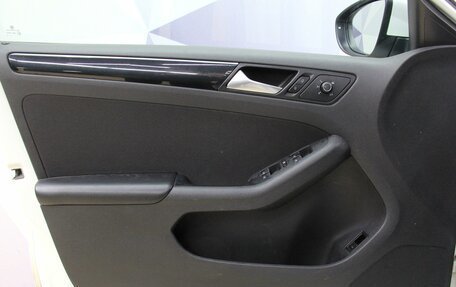 Volkswagen Jetta VI, 2018 год, 1 499 000 рублей, 12 фотография