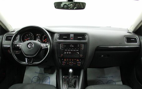 Volkswagen Jetta VI, 2018 год, 1 499 000 рублей, 20 фотография