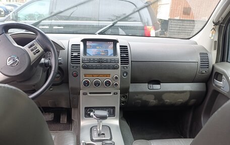 Nissan Pathfinder, 2006 год, 950 000 рублей, 2 фотография
