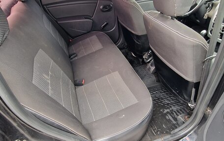 Renault Logan I, 2011 год, 260 000 рублей, 10 фотография