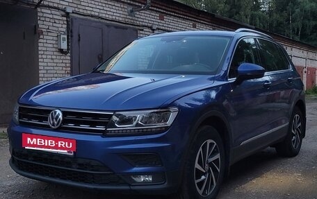 Volkswagen Tiguan II, 2018 год, 2 350 000 рублей, 9 фотография