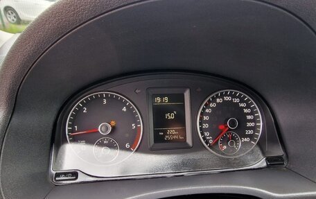 Volkswagen Caddy III рестайлинг, 2013 год, 820 000 рублей, 32 фотография