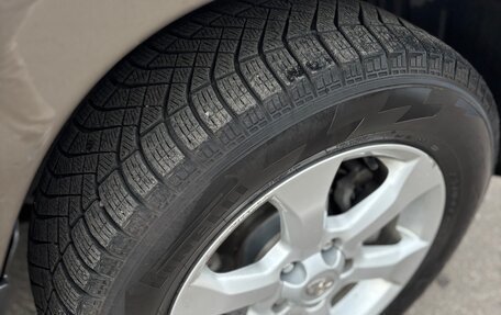 Toyota RAV4, 2011 год, 1 590 000 рублей, 20 фотография