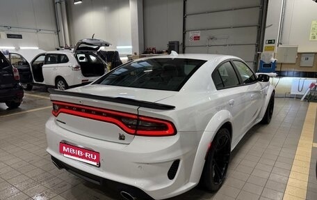 Dodge Charger, 2023 год, 12 500 000 рублей, 2 фотография