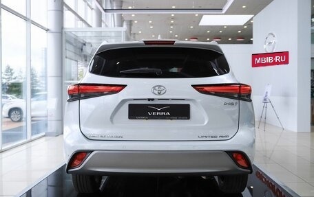 Toyota Highlander, 2025 год, 6 200 000 рублей, 9 фотография