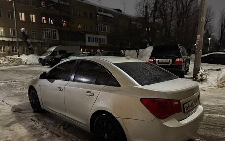 Chevrolet Cruze II, 2011 год, 500 000 рублей, 4 фотография