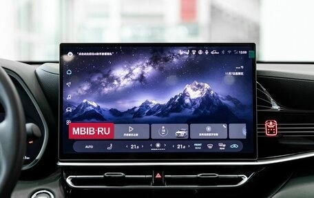 Toyota Highlander, 2025 год, 6 200 000 рублей, 13 фотография