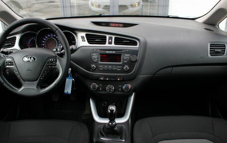 KIA cee'd III, 2015 год, 1 230 000 рублей, 16 фотография