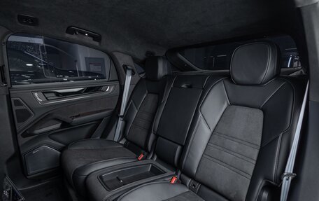 Porsche Cayenne III, 2026 год, 32 990 000 рублей, 32 фотография