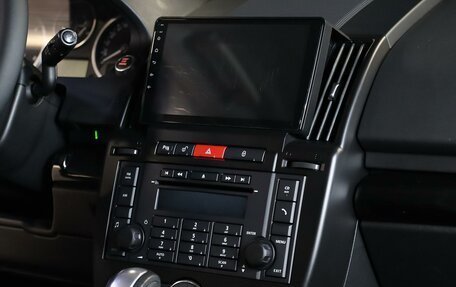 Land Rover Freelander II рестайлинг 2, 2011 год, 1 049 000 рублей, 13 фотография