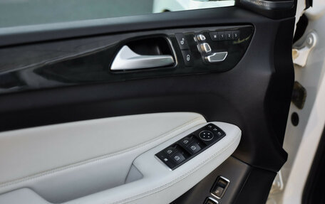 Mercedes-Benz GLS, 2016 год, 4 499 000 рублей, 21 фотография