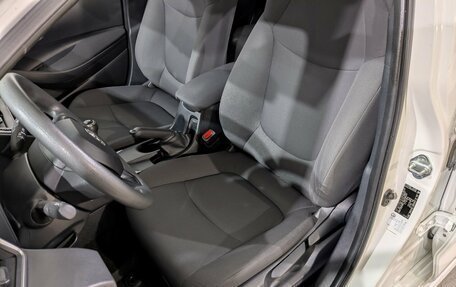 Toyota Corolla, 2019 год, 1 920 000 рублей, 3 фотография