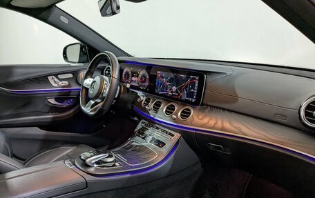 Mercedes-Benz E-Класс, 2020 год, 4 100 000 рублей, 16 фотография