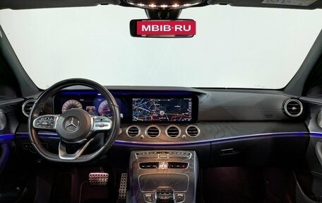 Mercedes-Benz E-Класс, 2020 год, 4 100 000 рублей, 26 фотография