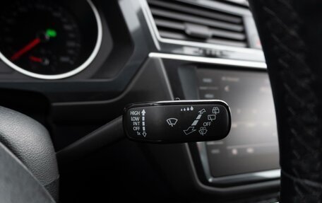 Volkswagen Tiguan II, 2018 год, 2 299 000 рублей, 16 фотография