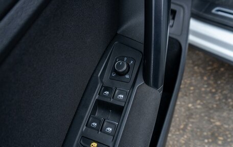 Volkswagen Tiguan II, 2018 год, 2 299 000 рублей, 22 фотография