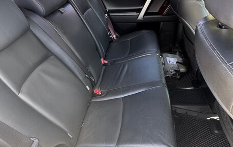 Toyota Land Cruiser Prado 150 рестайлинг 2, 2013 год, 3 050 000 рублей, 7 фотография