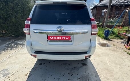 Toyota Land Cruiser Prado 150 рестайлинг 2, 2013 год, 3 050 000 рублей, 9 фотография