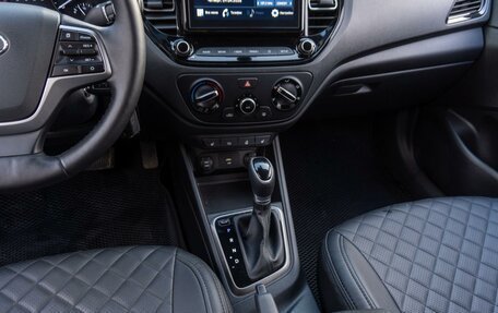 Hyundai Solaris II рестайлинг, 2020 год, 1 799 000 рублей, 20 фотография