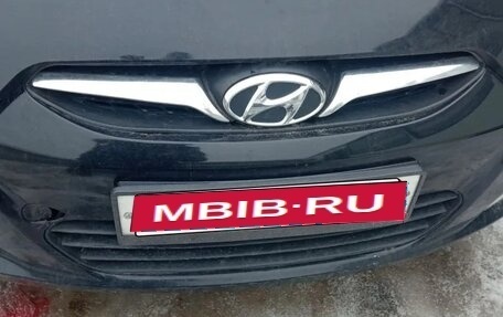 Hyundai Solaris II рестайлинг, 2012 год, 490 000 рублей, 1 фотография