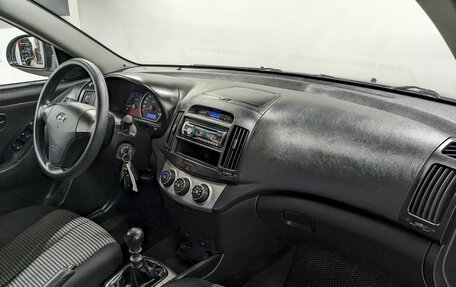 Hyundai Elantra IV, 2010 год, 750 000 рублей, 19 фотография