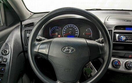 Hyundai Elantra IV, 2010 год, 750 000 рублей, 24 фотография