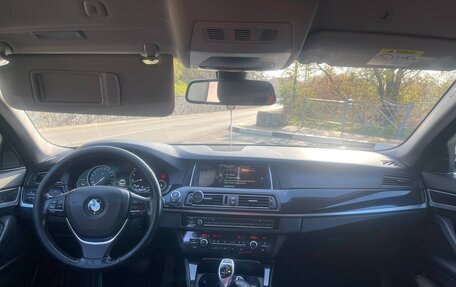 BMW 5 серия, 2013 год, 2 350 000 рублей, 3 фотография