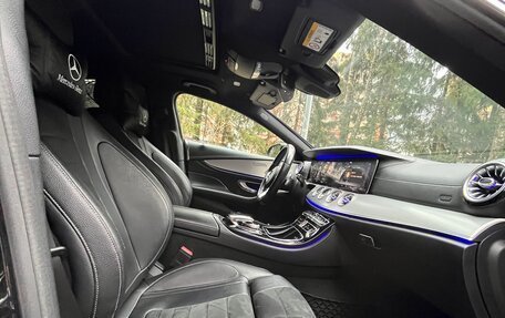 Mercedes-Benz CLS, 2019 год, 4 800 000 рублей, 22 фотография