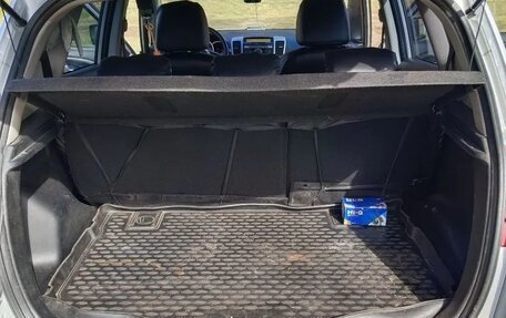 KIA Venga I, 2011 год, 800 000 рублей, 6 фотография