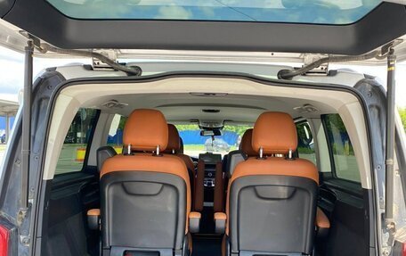 Mercedes-Benz V-Класс, 2018 год, 3 550 000 рублей, 13 фотография