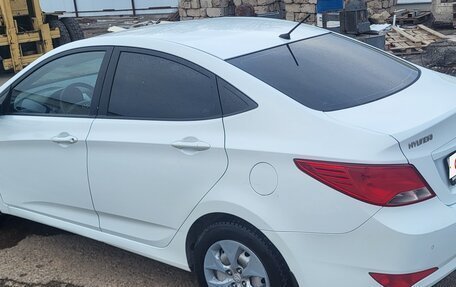 Hyundai Solaris II рестайлинг, 2014 год, 680 000 рублей, 4 фотография