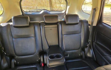 Mitsubishi Outlander III рестайлинг 3, 2015 год, 1 640 000 рублей, 23 фотография