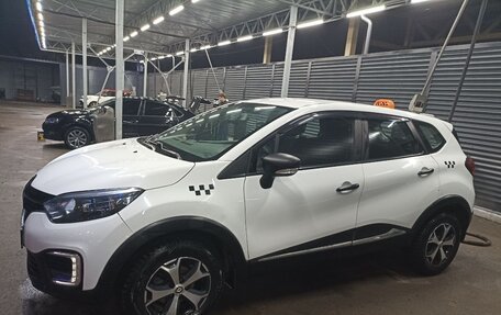 Renault Kaptur I рестайлинг, 2019 год, 900 000 рублей, 9 фотография