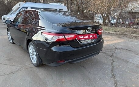 Toyota Camry, 2021 год, 3 300 000 рублей, 8 фотография