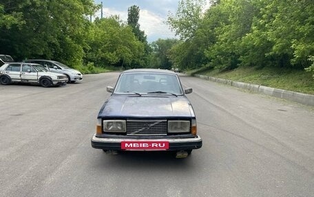 Volvo 240 Series, 1976 год, 250 000 рублей, 23 фотография