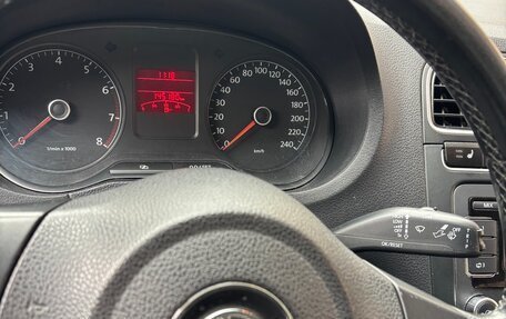 Volkswagen Polo VI (EU Market), 2012 год, 715 000 рублей, 11 фотография