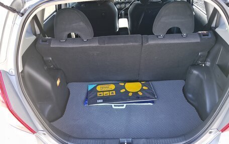 Honda Fit III, 2003 год, 378 000 рублей, 8 фотография