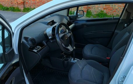 Chevrolet Spark III, 2011 год, 635 000 рублей, 21 фотография