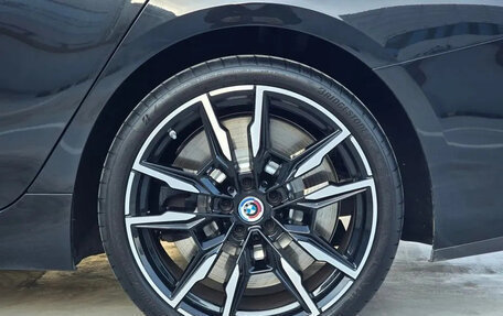 BMW 8 серия, 2025 год, 13 550 000 рублей, 18 фотография