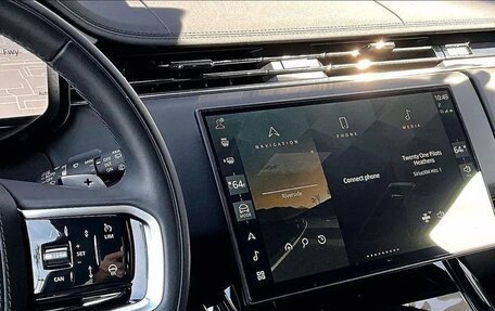 Land Rover Range Rover IV рестайлинг, 2025 год, 11 802 000 рублей, 15 фотография