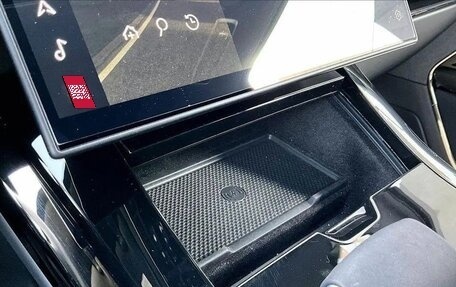 Land Rover Range Rover IV рестайлинг, 2025 год, 11 802 000 рублей, 20 фотография