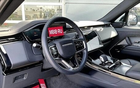 Land Rover Range Rover IV рестайлинг, 2025 год, 11 802 000 рублей, 10 фотография