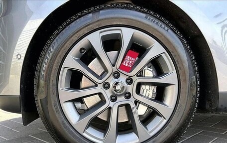 Land Rover Range Rover IV рестайлинг, 2025 год, 11 802 000 рублей, 9 фотография