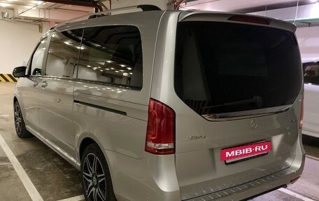 Mercedes-Benz V-Класс, 2019 год, 5 150 000 рублей, 4 фотография