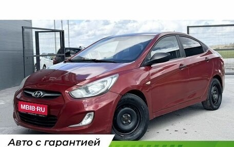 Hyundai Solaris II рестайлинг, 2011 год, 399 000 рублей, 1 фотография
